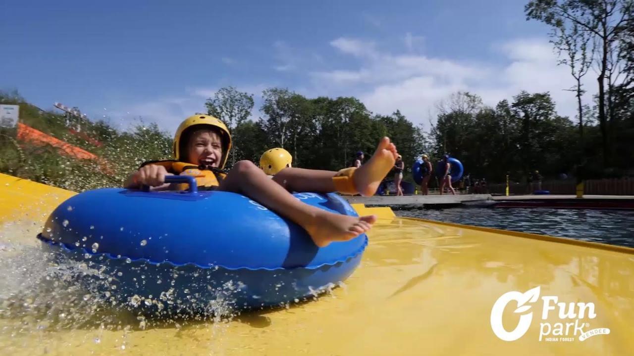 Gite Douceur De Vivre Saint-Avaugourd-des-Landes Esterno foto