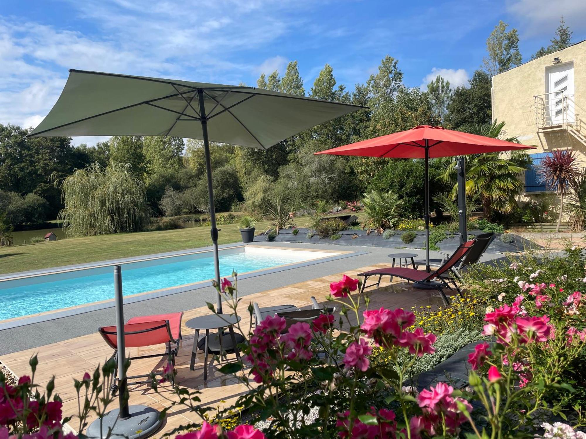 Gite Douceur De Vivre Saint-Avaugourd-des-Landes Esterno foto