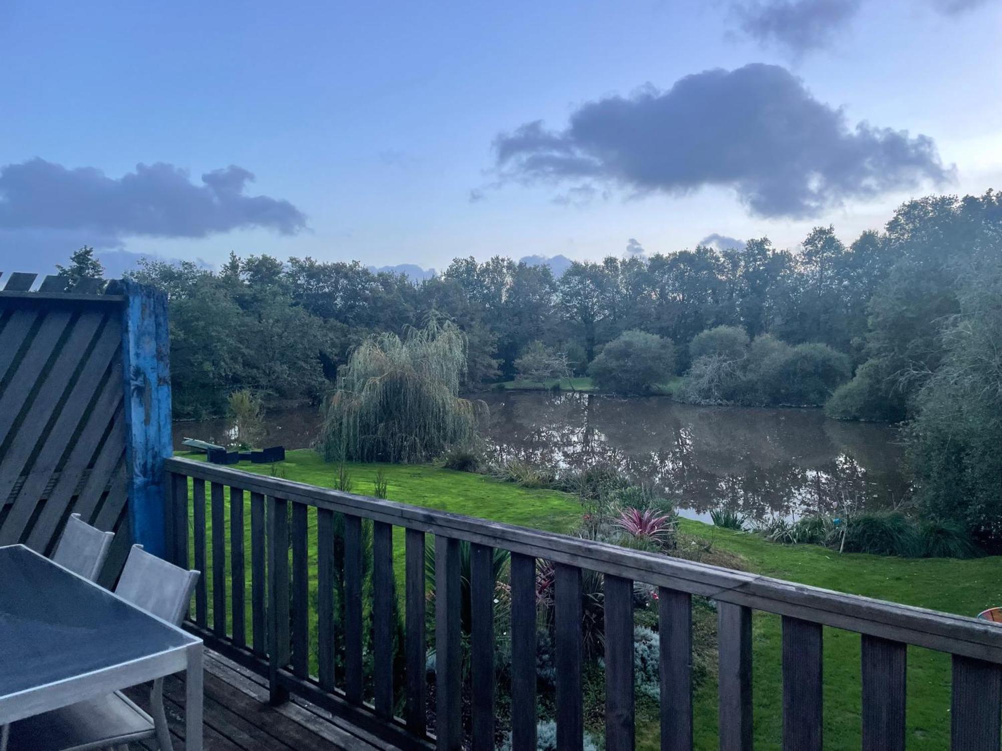 Gite Douceur De Vivre Saint-Avaugourd-des-Landes Esterno foto